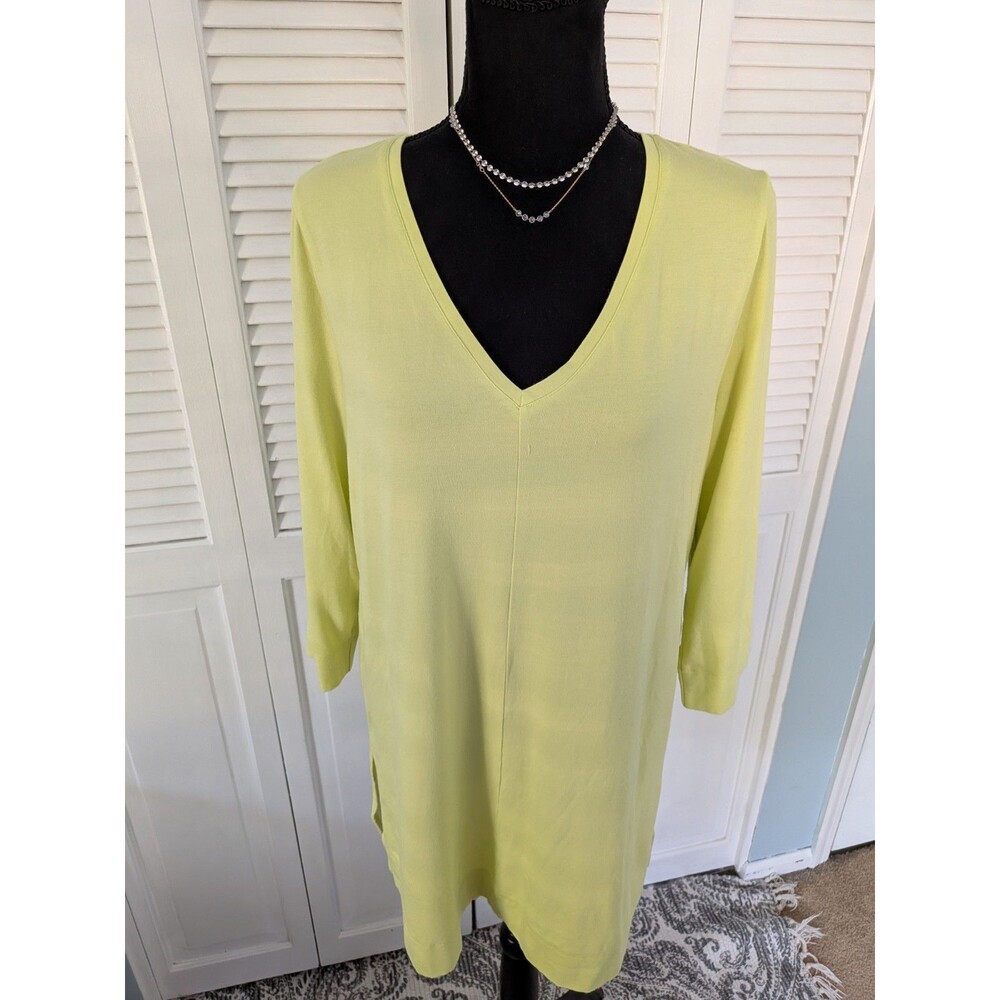 Chico's The Ultimate Tee Tunic Women's M 100% Pima Cotton Top Lime Green Casual